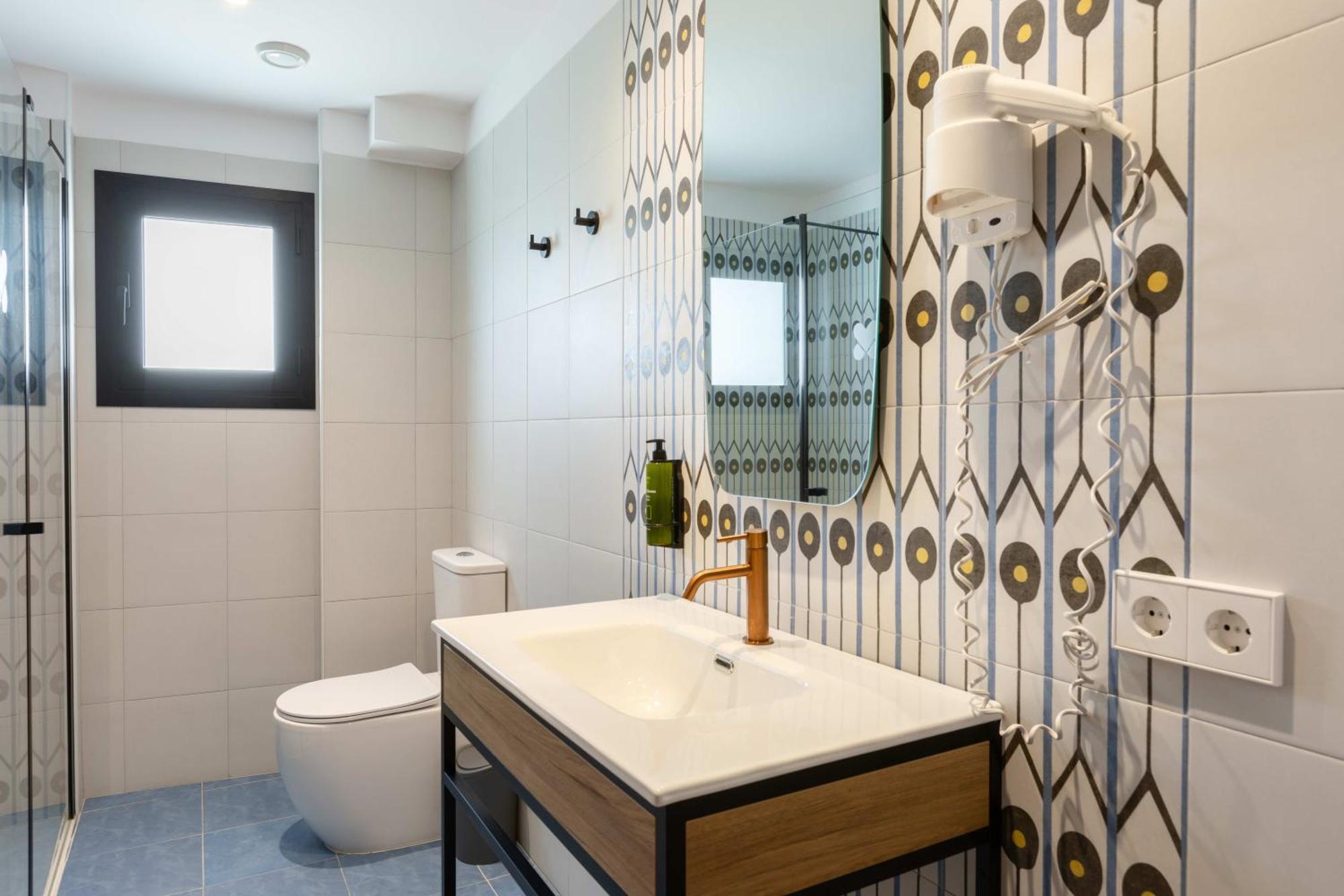 The Blue Apartments - Adults Only سان أنطونيو المظهر الخارجي الصورة